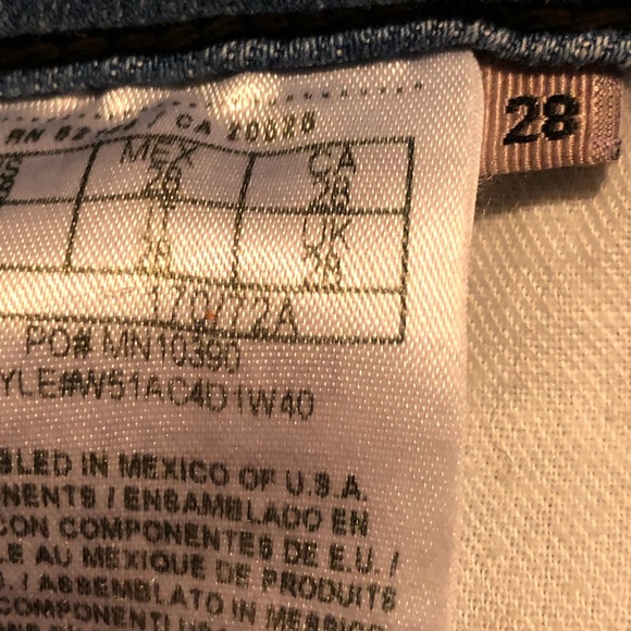 Guess distressed Jeans - Picture 6 of 8